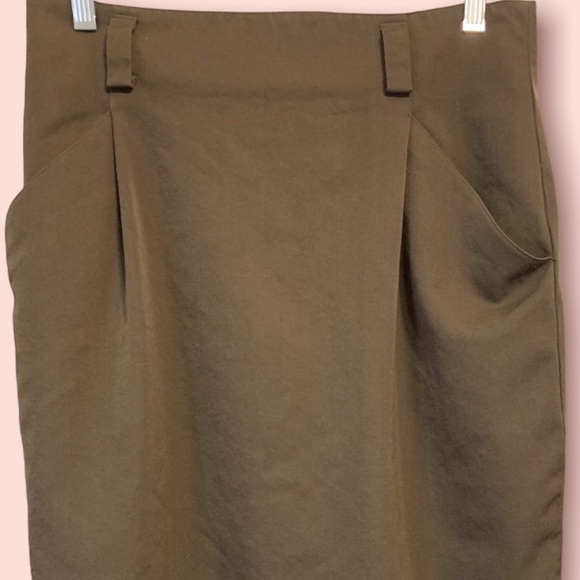 Ellen Tracy Dresses & Skirts - Ellen Tracy vintage tan/brown straight knee length skirt (size 14)